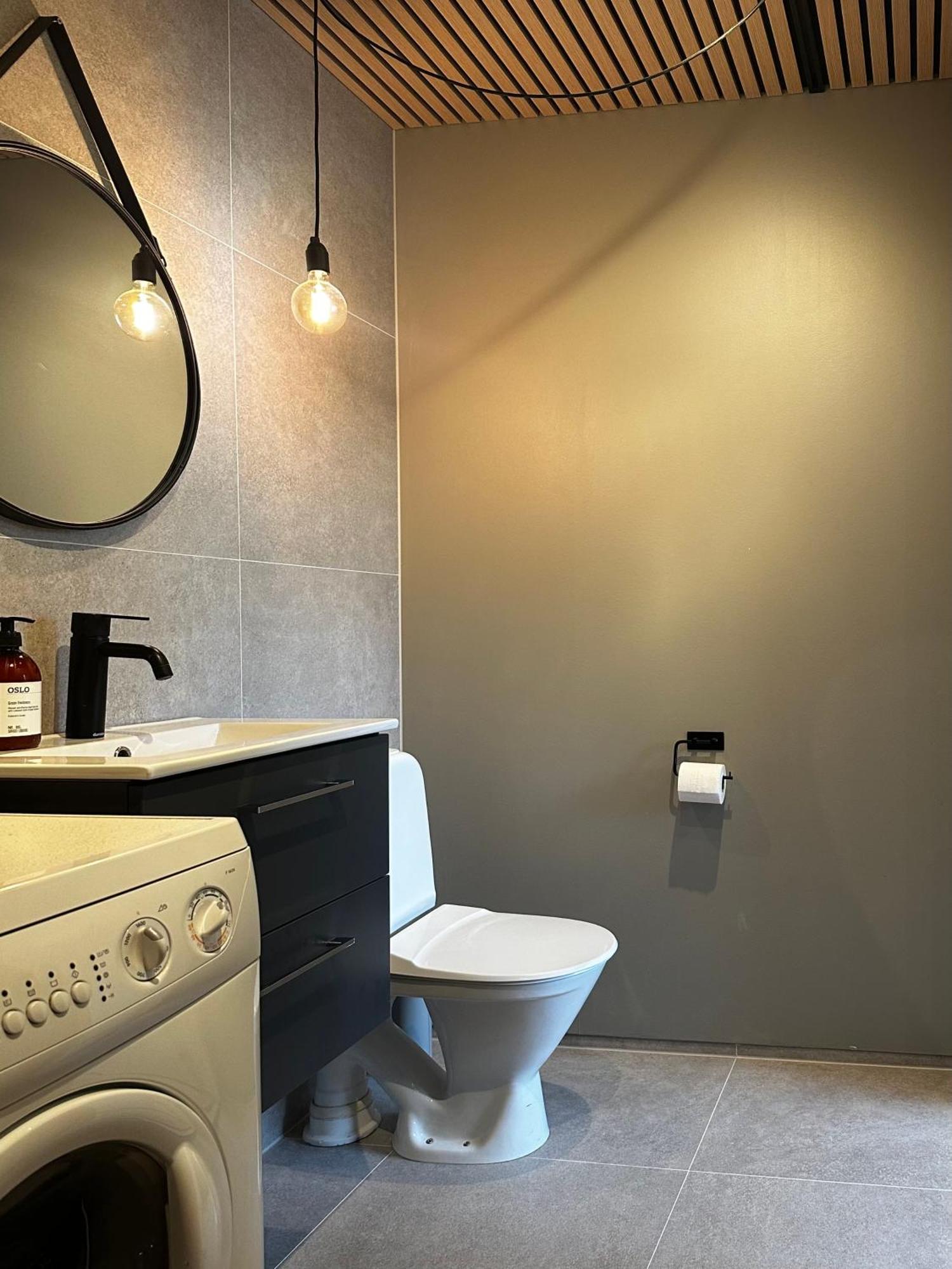 Sommaroya Beach Apartment トロムソ エクステリア 写真